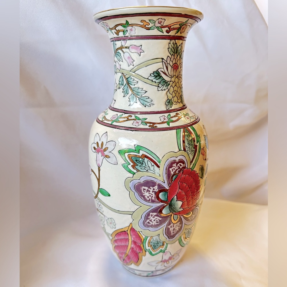 Vintage Chinese vase pink + purple flowers